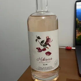 Hibiscus & Rose Petal Gin