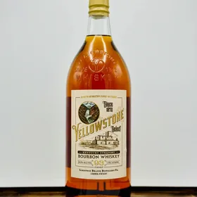 Yellowstone Straight Bourbon Select "Vinyl"